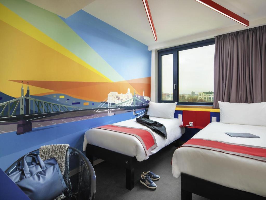 ibis Styles 2